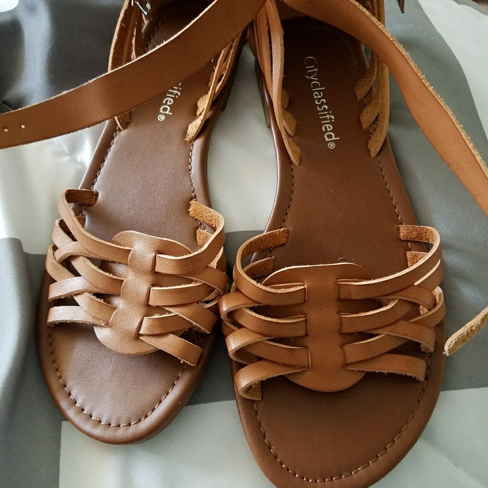 Brand new buckle flat sandals, sz. 7.5